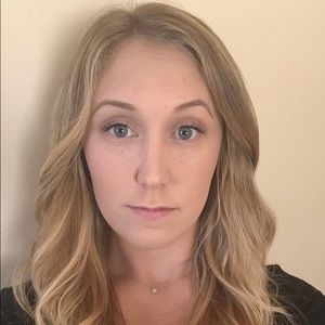 Meet your Posher, Deanna